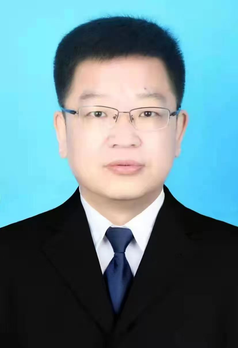 李东辉